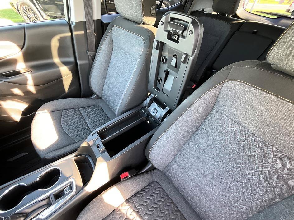 Used 2022 Chevrolet Equinox LT FWD image 26