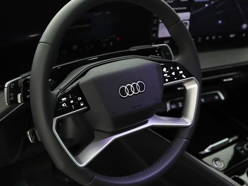 New 2026 Audi Q3 quattro 2.0T AWD/4WD image 16