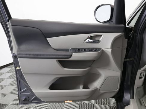 Used 2016 Honda Odyssey EX-L image 12