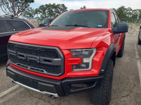 Used 2018 Ford F150 Raptor AWD/4WD image 2