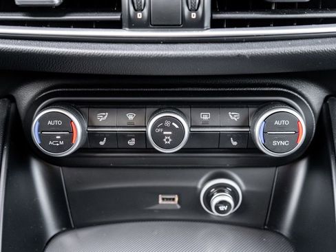 Used 2018 Alfa Romeo Stelvio Sport w/ Quick Order Package 22J Sport image 29