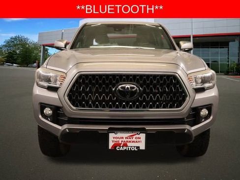 Certified 2018 Toyota Tacoma TRD Off-Road image 8