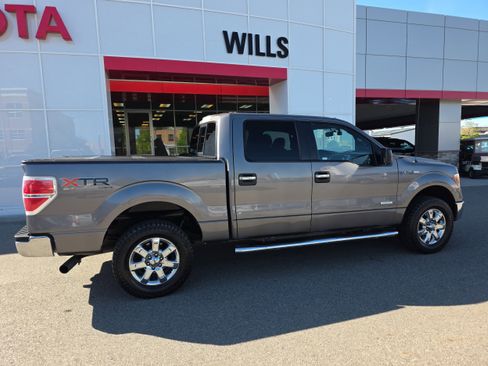 Used 2014 Ford F150 XLT w/ Equipment Group 302A Luxury AWD/4WD image 4