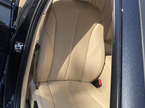 Used 2012 BMW 328i Sedan RWD image 40