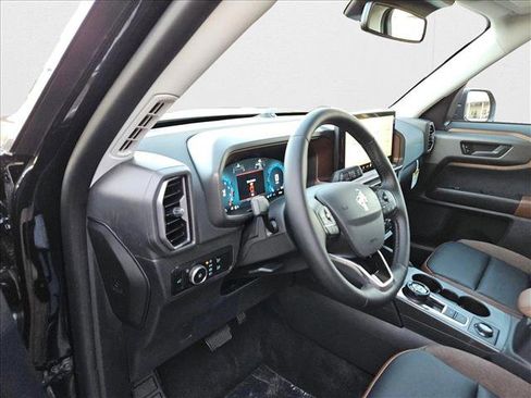 New 2025 Ford Bronco Sport Outer Banks w/ Outer Banks Tech Package+ image 3