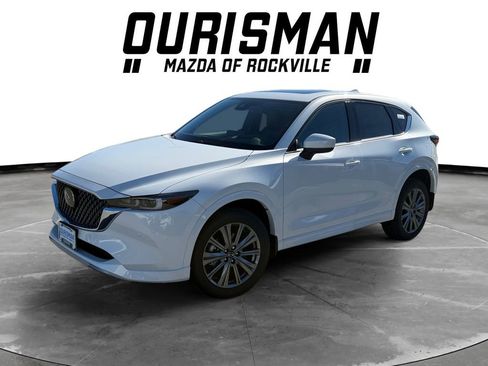 New 2025 MAZDA CX-5 Signature image 2