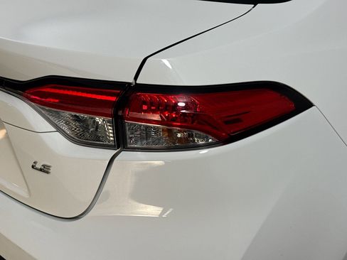 Used 2024 Toyota Corolla LE image 33