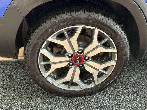 Used 2021 Kia Seltos SX w/ SX Sunroof Package AWD/4WD image 39