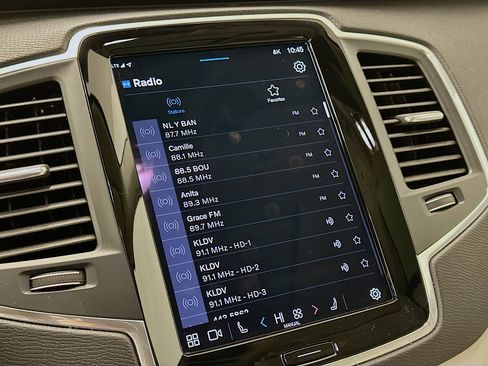 Used 2023 Volvo XC90 B6 Core w/ Protection Package Premier image 21