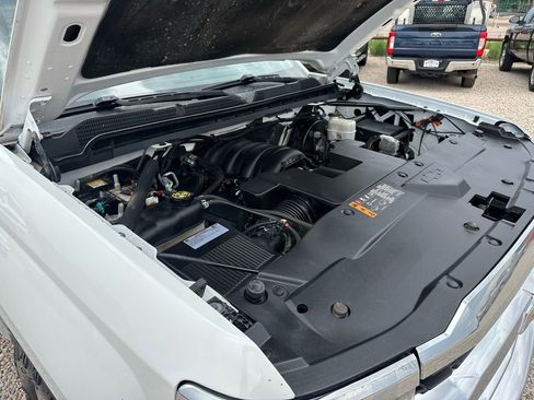 Used 2019 Chevrolet Silverado 1500 LT image 46