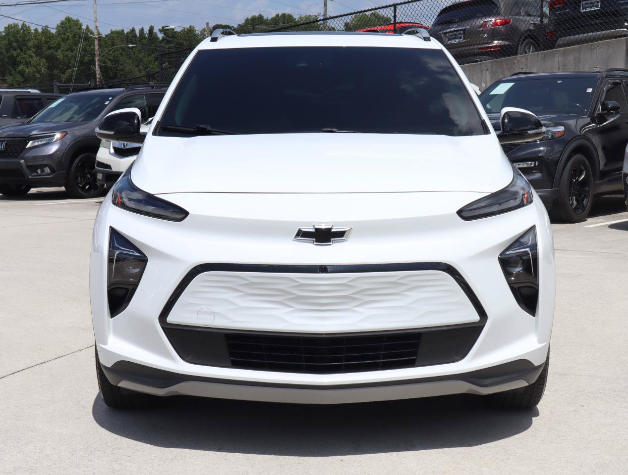 Used 2022 Chevrolet Bolt EUV Premier w/ Launch Edition FWD image 9