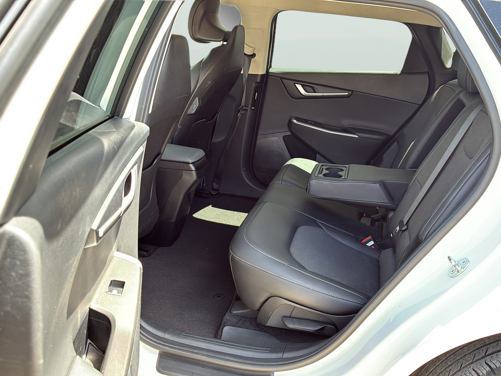 Used 2024 Kia EV6 Light RWD image 16