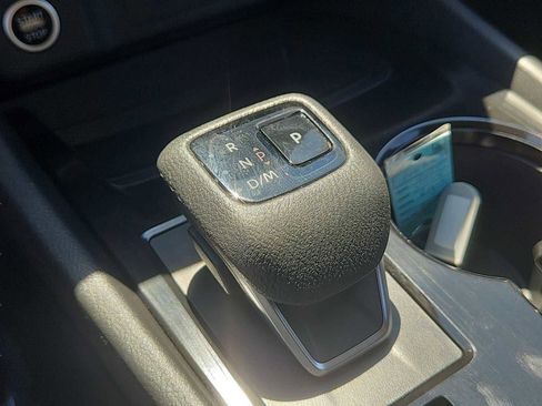 Used 2023 Nissan Rogue SV AWD/4WD image 24