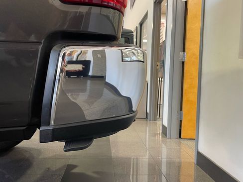 Used 2021 RAM 3500 Laramie image 16