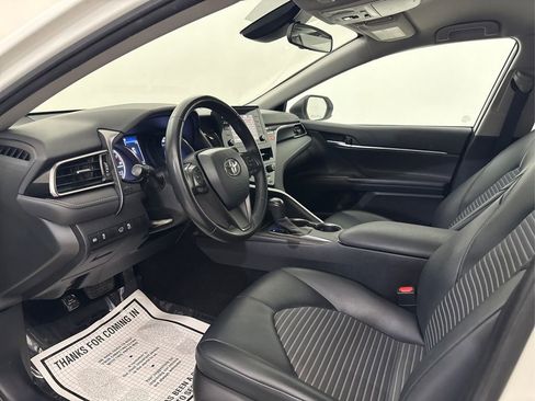 Used 2021 Toyota Camry SE image 16
