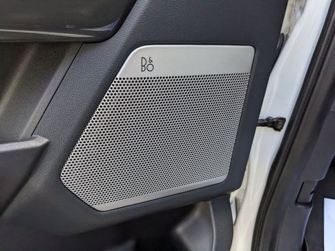 Used 2021 Ford F150 Lariat w/ Equipment Group 502A High image 25