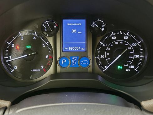 Used 2016 Lexus GX 460 w/ Premium Package AWD/4WD image 19