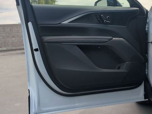 New 2026 Cadillac Lyriq Luxury image 23