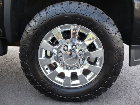 Used 2016 GMC Sierra 2500 Denali w/ Duramax Plus Package AWD/4WD image 44