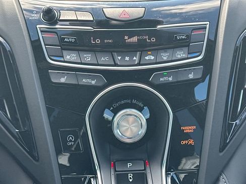 New 2025 Acura RDX SH-AWD image 24