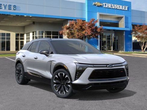 New 2026 Chevrolet Blazer EV RS image 7