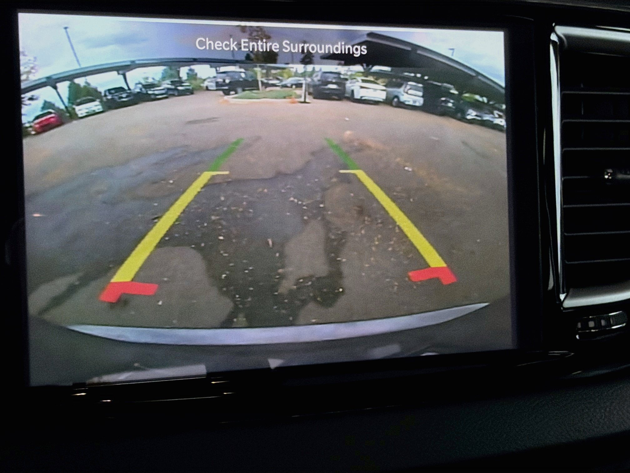 Used 2023 Chrysler Pacifica Touring-L FWD image 22