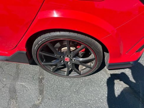 Used 2019 Honda Civic Type R image 27