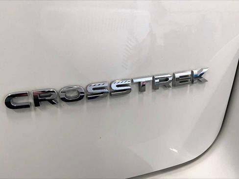 Certified 2022 Subaru Crosstrek 2.5i Limited w/ Moonroof Package 2 image 11