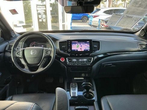 Used 2021 Honda Ridgeline Black Edition image 14