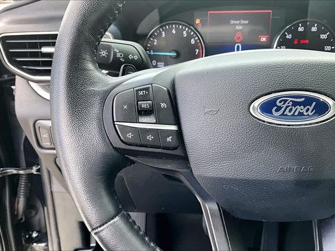 Used 2020 Ford Explorer XLT w/ Equipment Group 202A RWD image 19