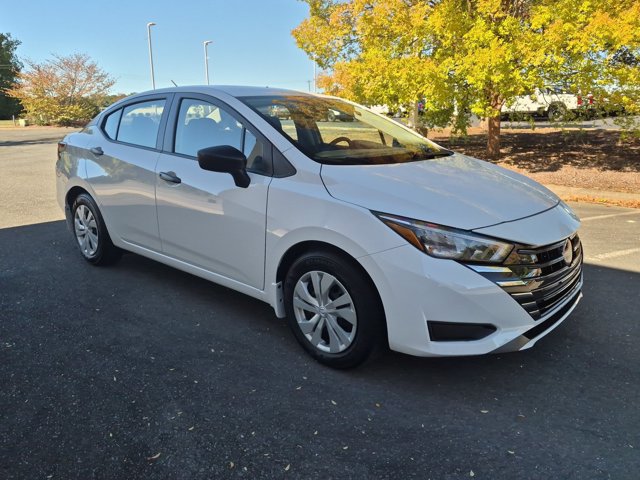 Used 2025 Nissan Versa S w/ Trunk Package FWD image 2
