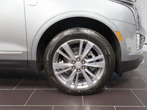 New 2026 Cadillac XT5 Premium Luxury image 17