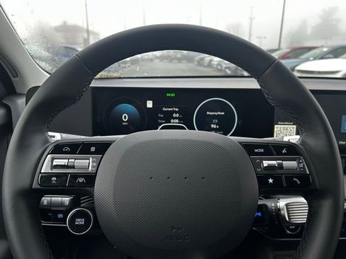 New 2025 Hyundai Ioniq 5 SE image 17