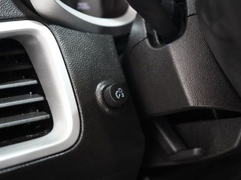 Used 2017 Chevrolet Equinox LT w/ Convenience Package image 21