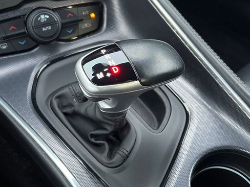 Used 2016 Dodge Challenger SXT Plus image 29
