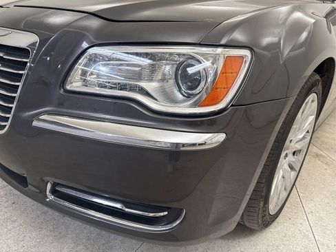Used 2014 Chrysler 300 Uptown Edition w/ Quick Order Package 22M image 12