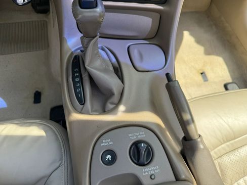 Used 2003 Chevrolet Corvette Convertible w/ Preferred Equipment Group1 image 28