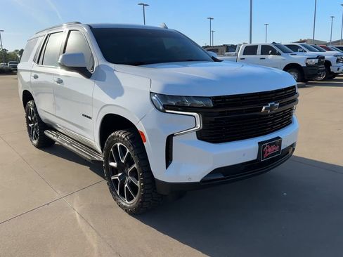 Used 2023 Chevrolet Tahoe RST w/ Luxury Package image 2