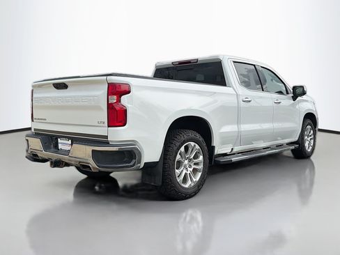 Used 2024 Chevrolet Silverado 1500 LTZ AWD/4WD image 2