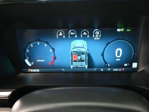 Used 2025 Ford F150 Lariat w/ Equipment Group 501A Mid image 12