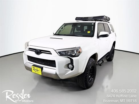 Used 2020 Toyota 4Runner TRD Off-Road Premium w/ Moonroof Package AWD/4WD image 1