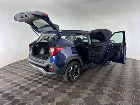 Certified 2024 Kia Seltos EX AWD/4WD image 16