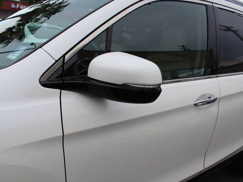 Used 2016 Honda Pilot Touring image 12