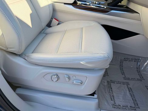 Used 2026 Cadillac Escalade Platinum Sport w/ LPO, ONYX Package image 15