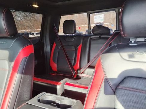 Used 2020 Ford F150 Lariat w/ Equipment Group 502A Luxury image 8