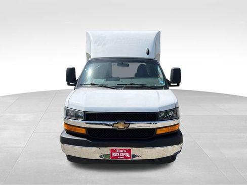 Used 2020 Chevrolet Express 3500 w/ Power Convenience Package RWD image 8