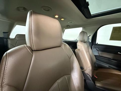 Used 2017 GMC Acadia Limited SLT image 30