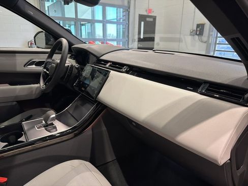 Used 2026 Land Rover Range Rover Velar Dynamic SE image 34