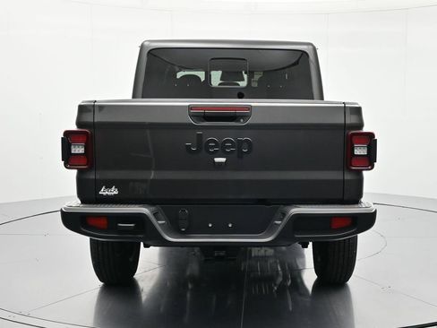 New 2026 Jeep Gladiator Sport AWD/4WD image 6