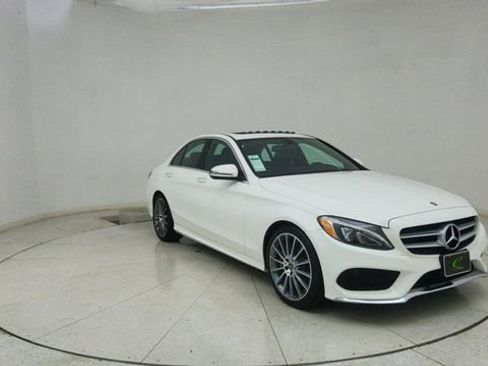 Used 2018 Mercedes-Benz C 300 Sedan image 64